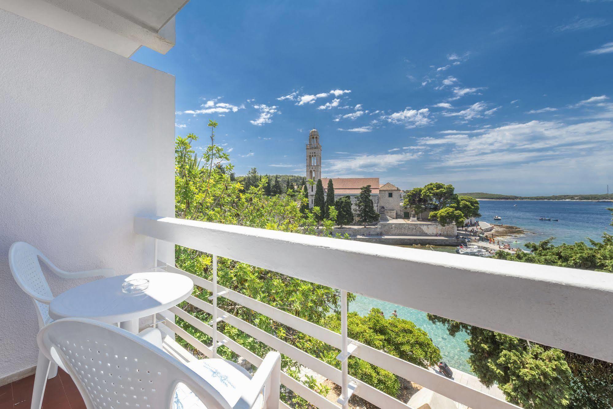 Villa Dalmacija Hvar Hotel Hvar Town Exterior photo