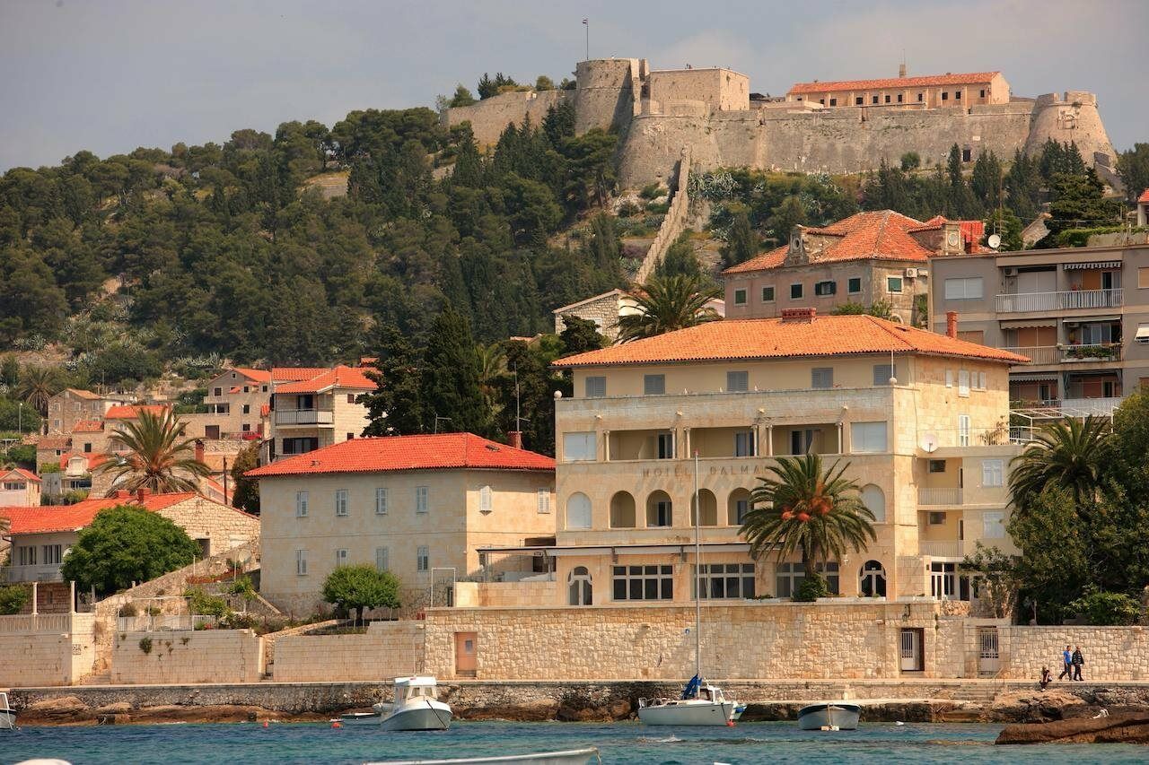 Villa Dalmacija Hvar Hotel Hvar Town Exterior photo
